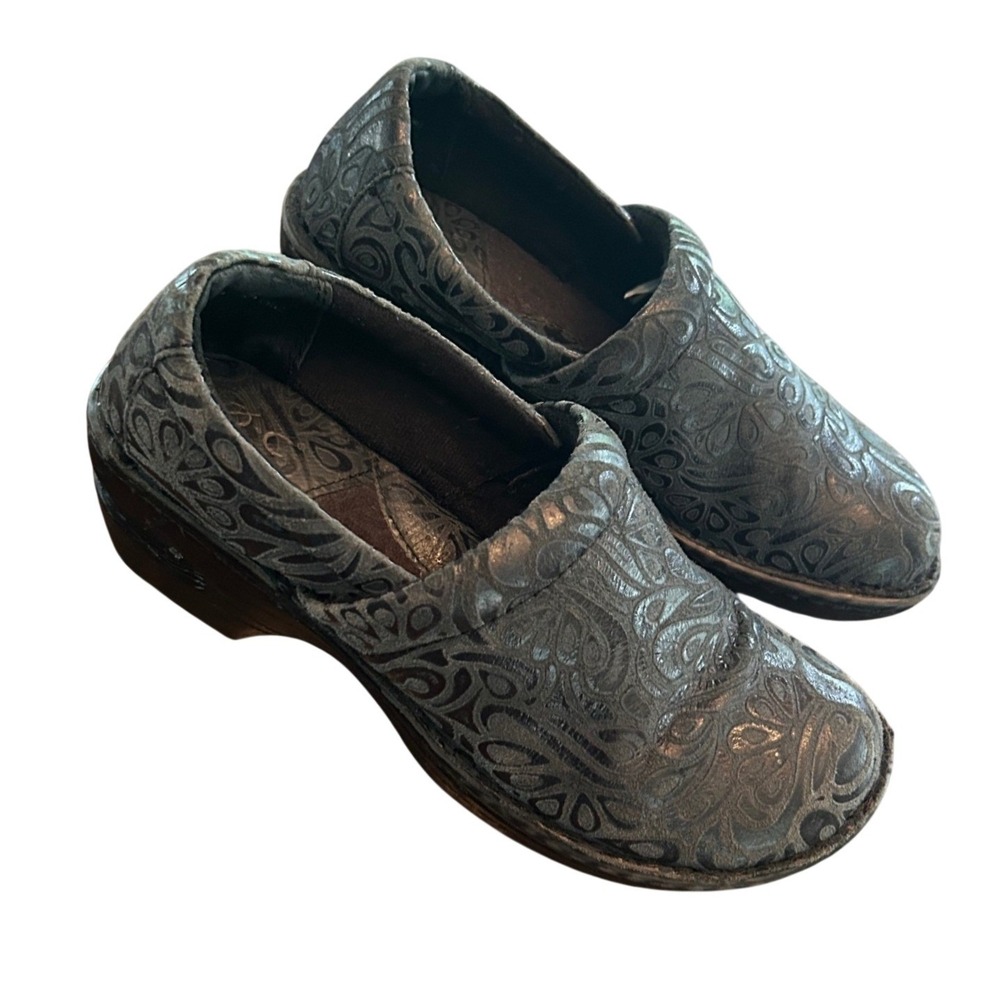 BOC Born Peggy Leather Clogs Mules Floral Embossed Shoes Casual Women's Size‎ 7